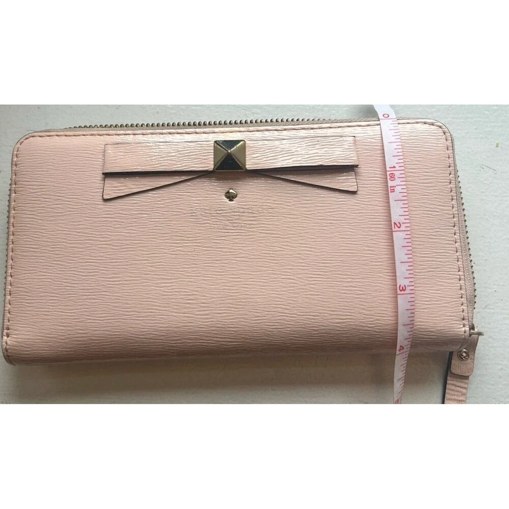 Kate Spade Bow Zip Around Wallet Blush Pink Hatched Leather Clutch Gold Tone